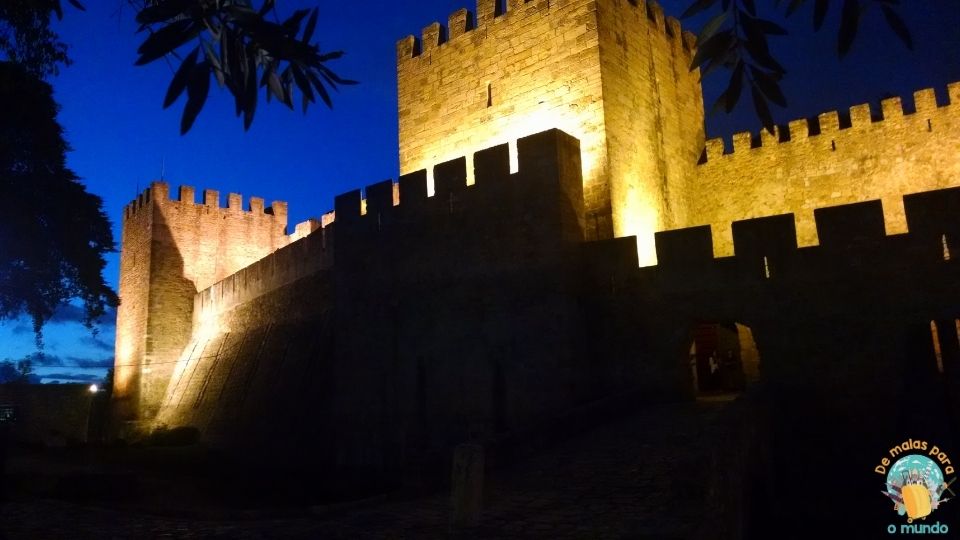 Lisboa Castelo de São Jorge noite